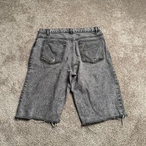 GREY ACID WASH "JONATHAN" DENIM SHORTS